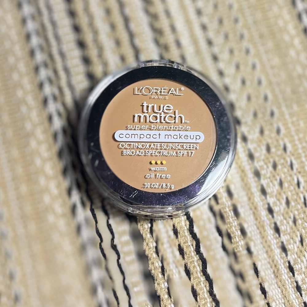 L'Oreal True Match W5 Sand Beige Compact (un-used)